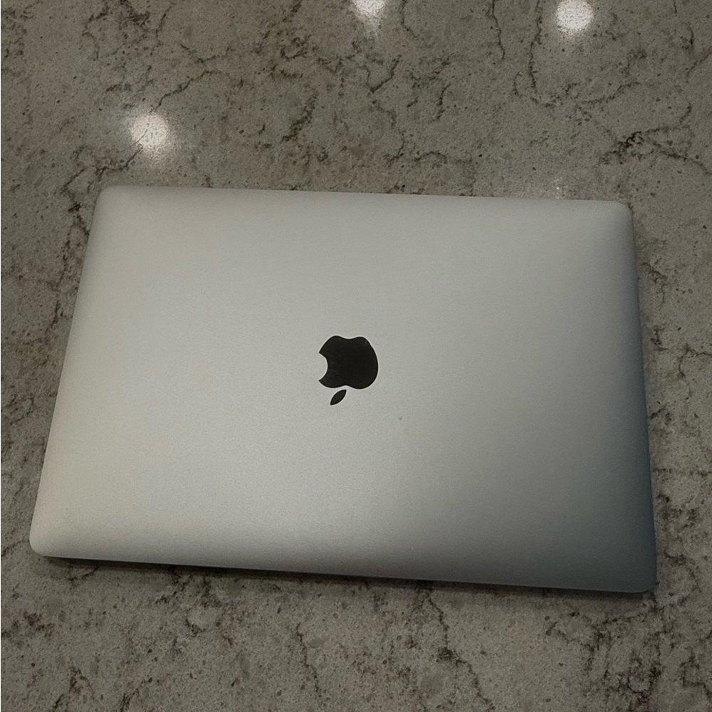 2019 Apple MacBook Pro (13-inch)